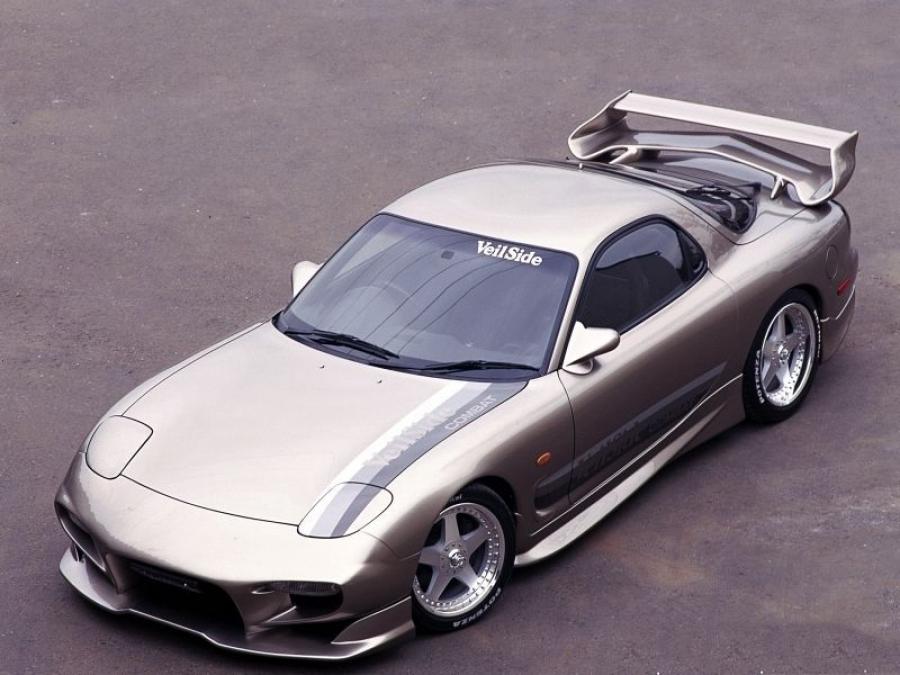  Mazda RX-7 C2 by VeilSide 1991 года  (фото 3 из 3)